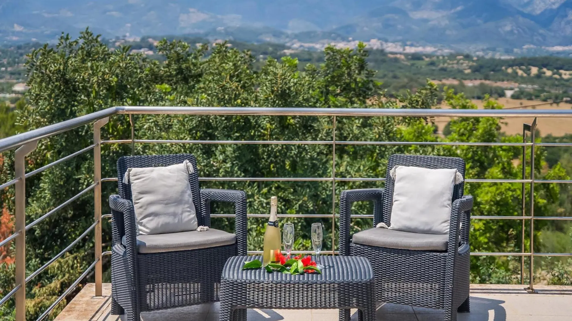 度假居 Finca With Panaromic Views In Mallorca 西班牙